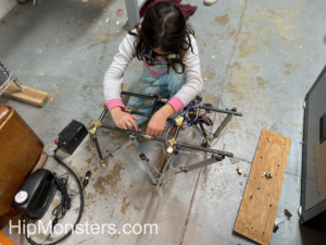 Final tightening of the frame of the DIY walking robot dog