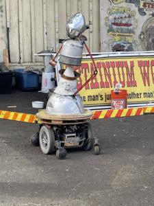 Steampunk DIY robots at Bay Area Maker Faire